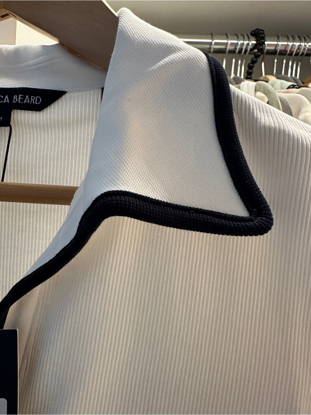 Veronica Beard White Tee with Black Contrast Trim - Picture 3 of 3